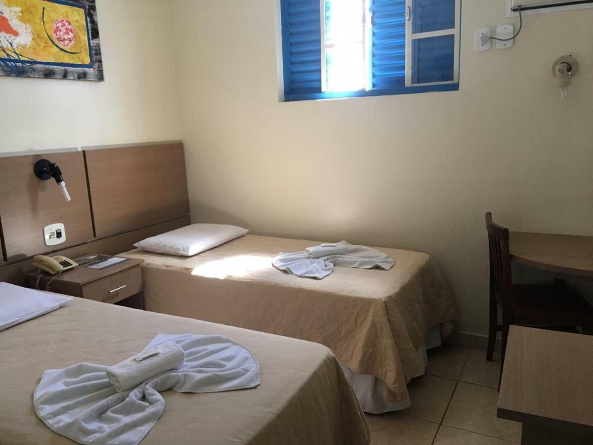 Hotel Vila Rica Alfenas Bagian luar foto